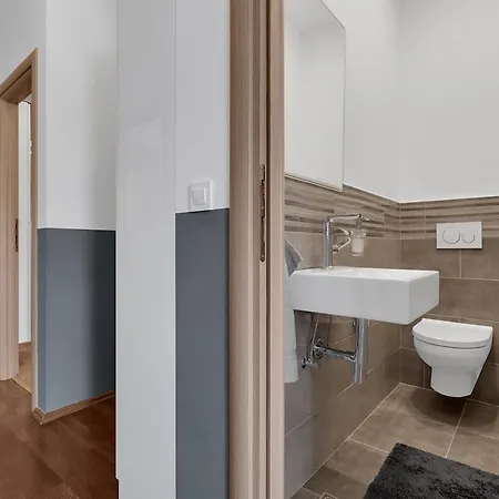 Mar Y Sol Макарська