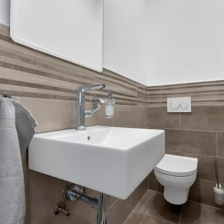 Mar Y Sol Макарська