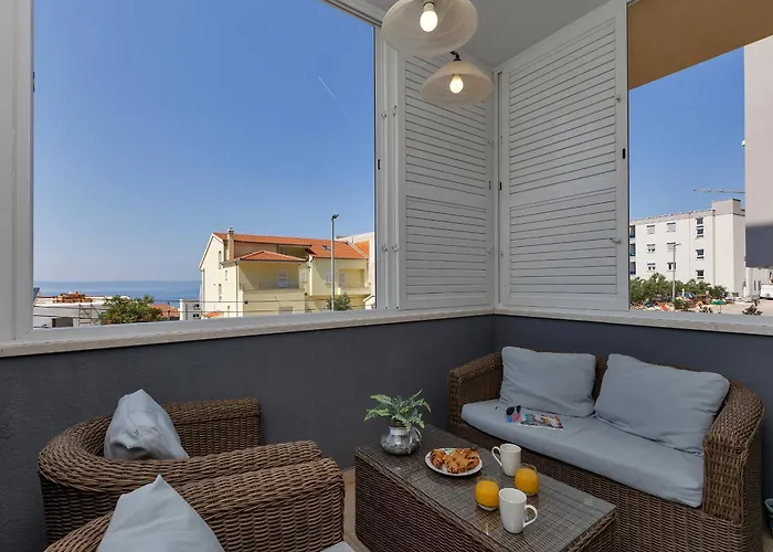 Mar Y Sol Apartment Makarska